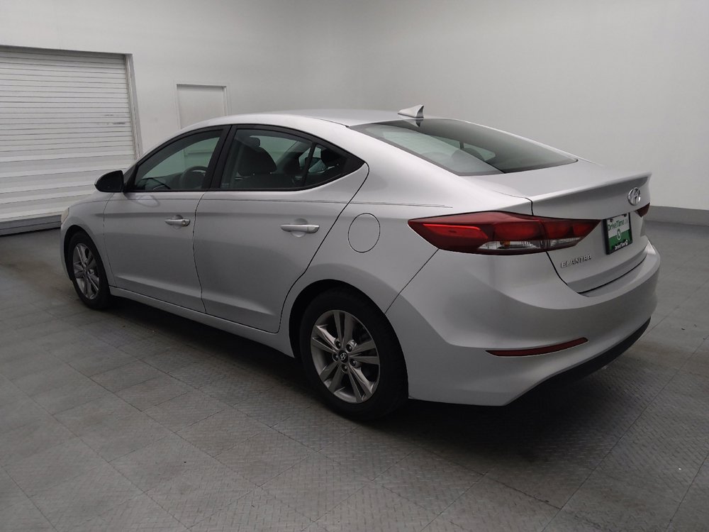 Used 2018 Hyundai Elantra SEL image 3