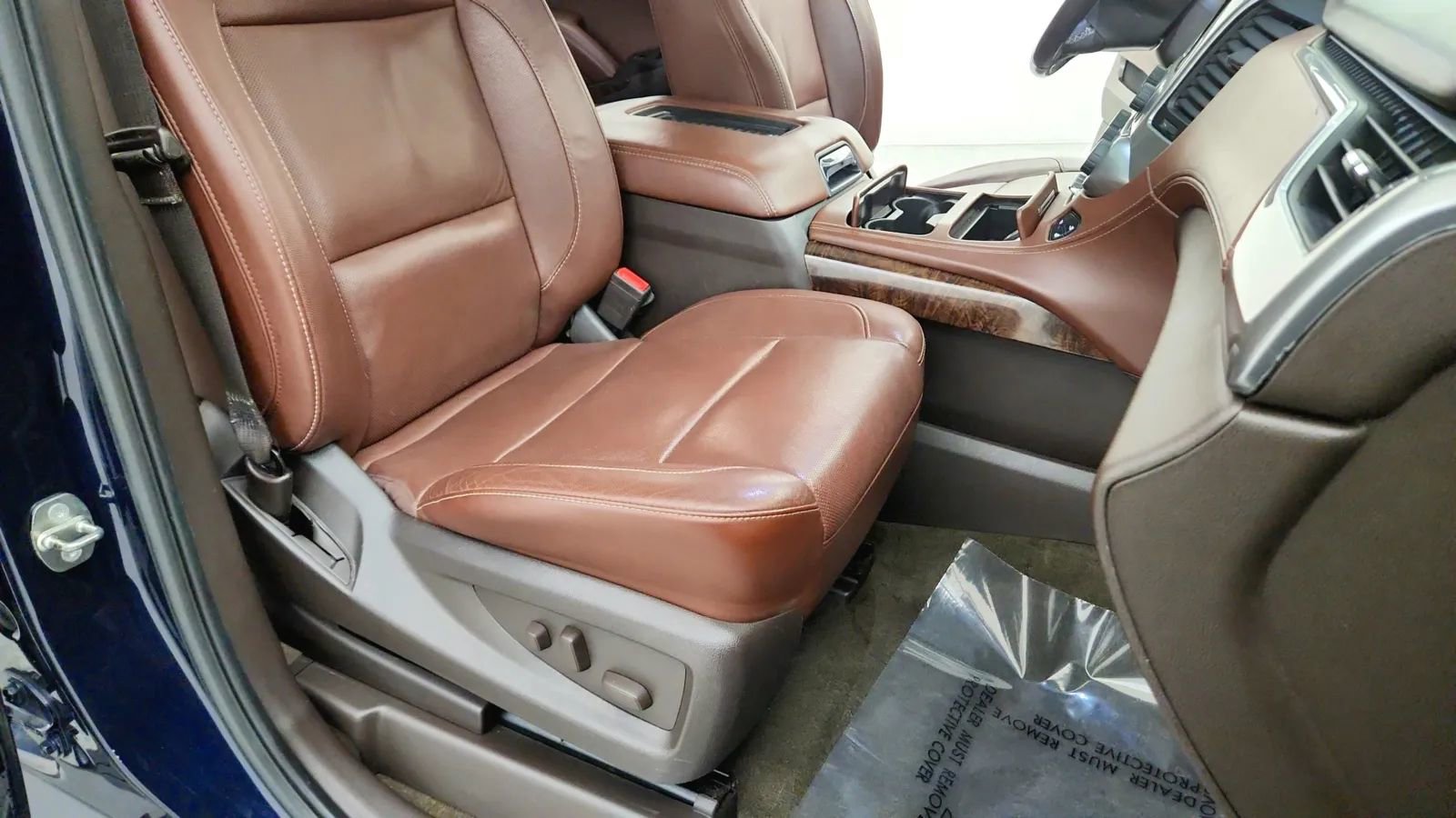 Used 2018 Chevrolet Suburban Premier image 39