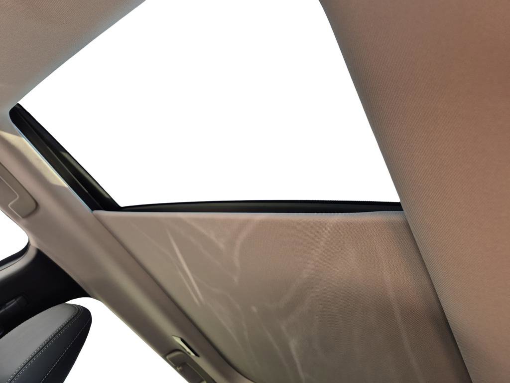 New 2025 Mitsubishi Outlander SE image 17