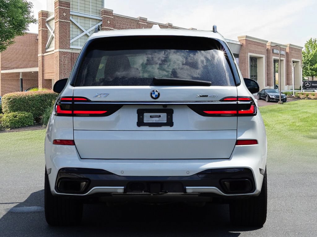 Used 2023 BMW X7 xDrive40i w/ Executive Package AWD/4WD image 5