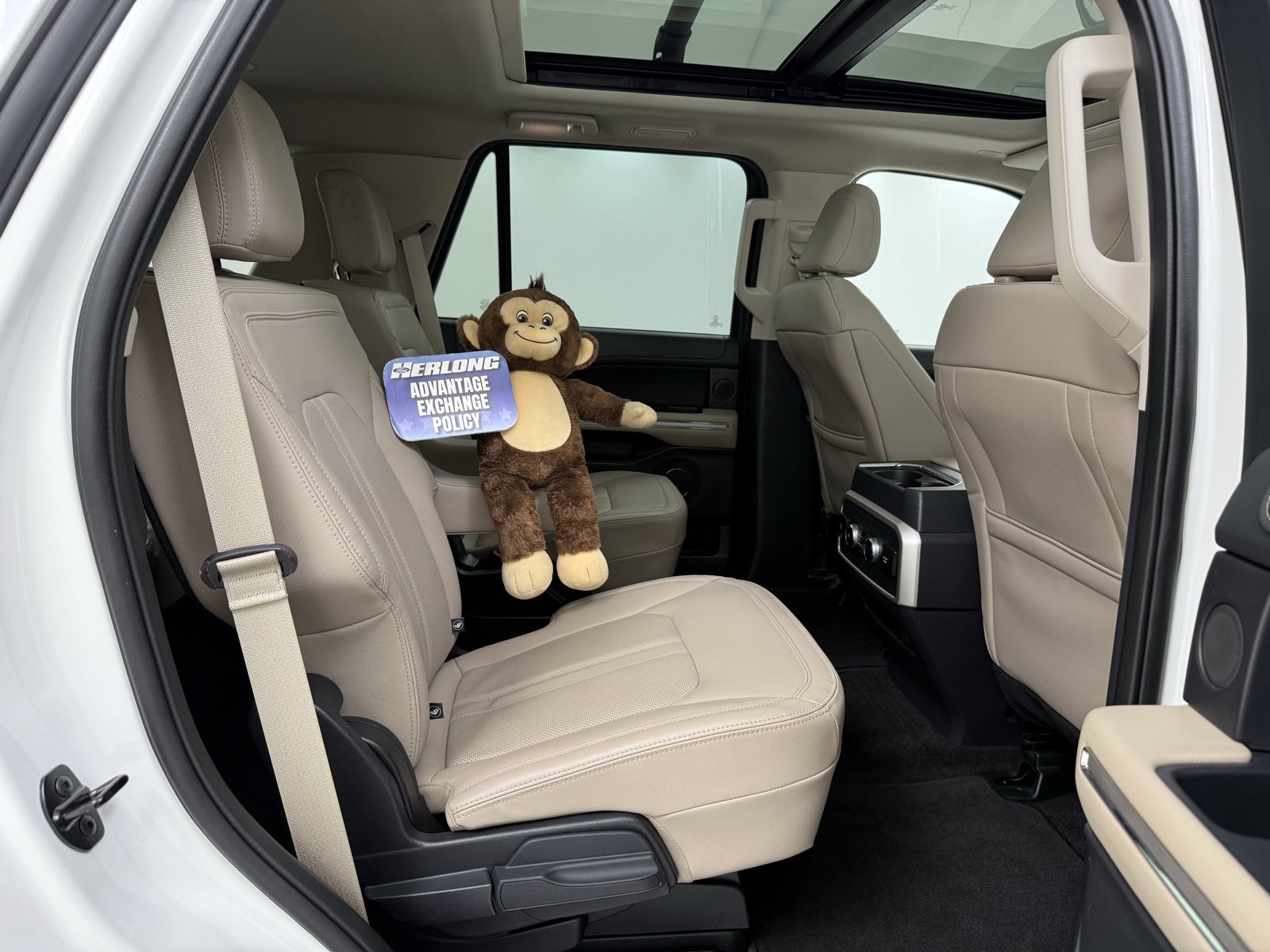 Used 2022 Ford Expedition Limited image 28