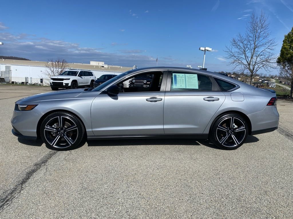 Used 2025 Honda Accord Sport image 6