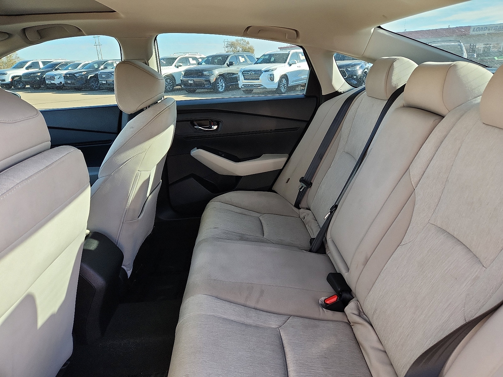 Used 2023 Honda Accord EX image 9