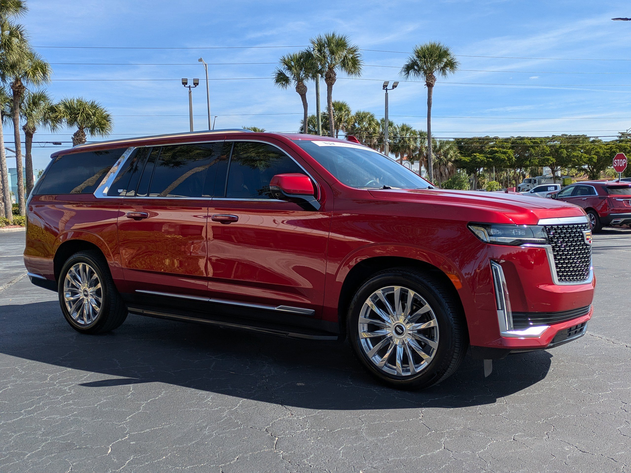 Used 2021 Cadillac Escalade ESV Premium Luxury w/ Driver Assist Tech Package image 7