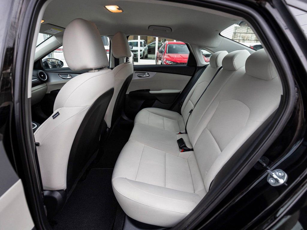 Used 2023 Kia Forte LXS image 27