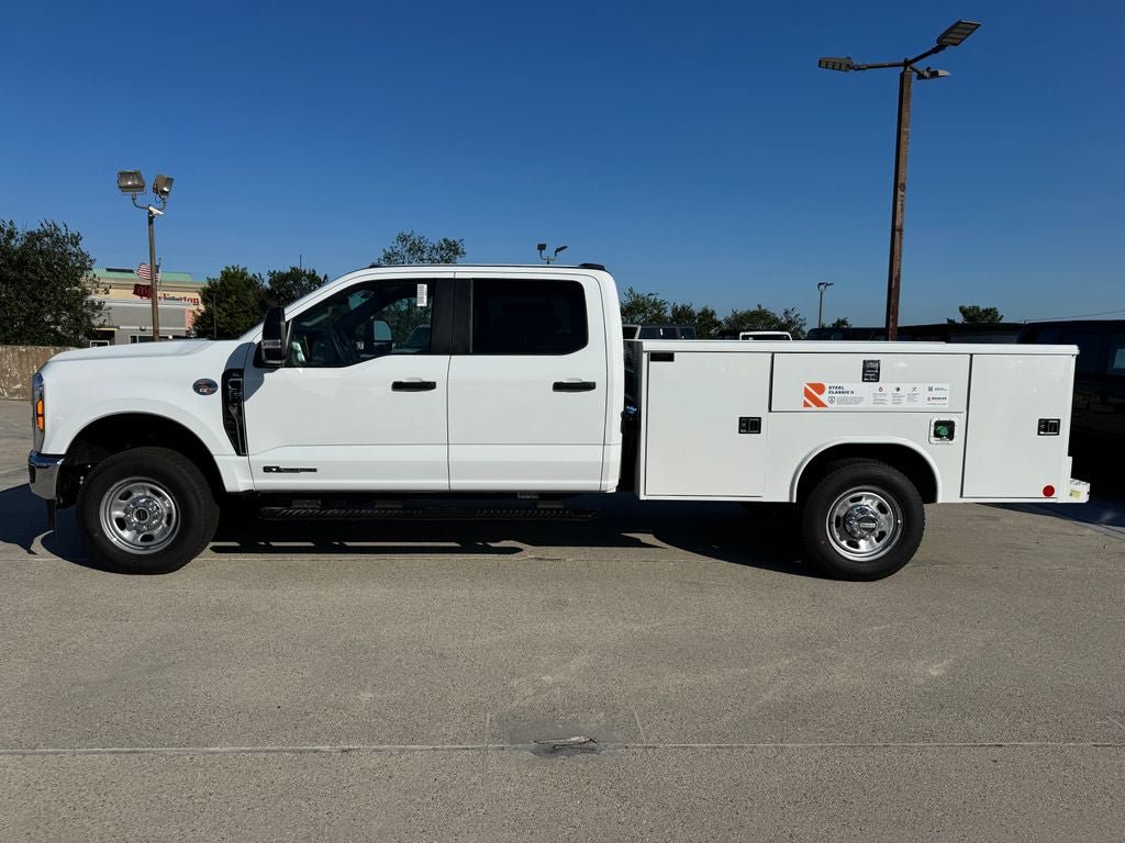 New 2026 Ford F350 XL w/ XL Chrome Package AWD/4WD image 5