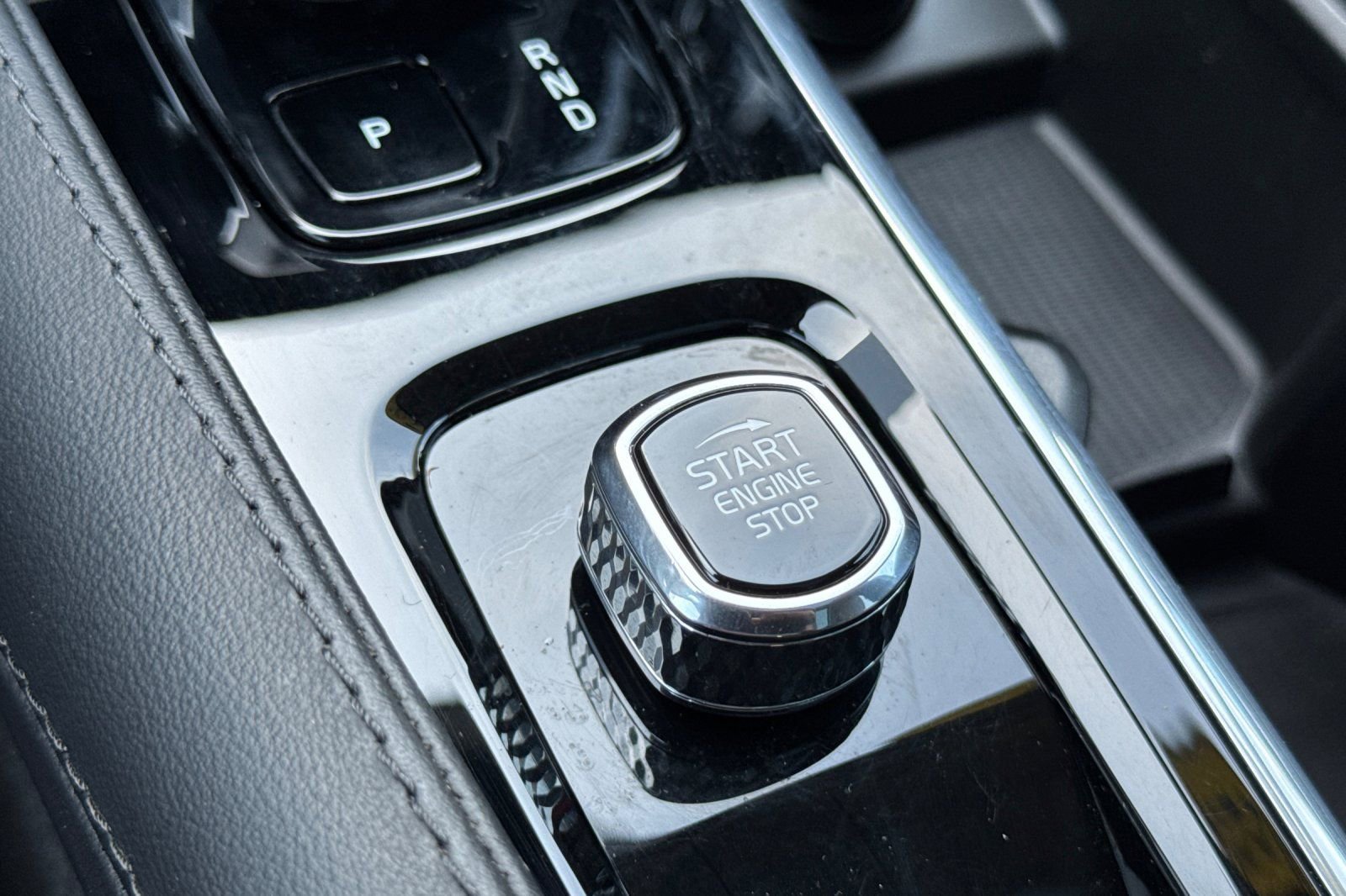 Used 2024 Volvo V90 B6 Cross Country Plus AWD/4WD image 26