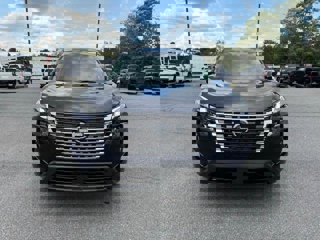 New 2026 Nissan Rogue SV image 3