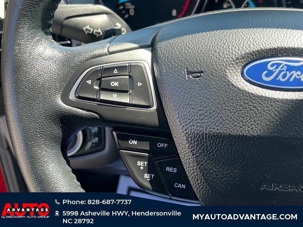 Used 2017 Ford Escape Titanium image 21