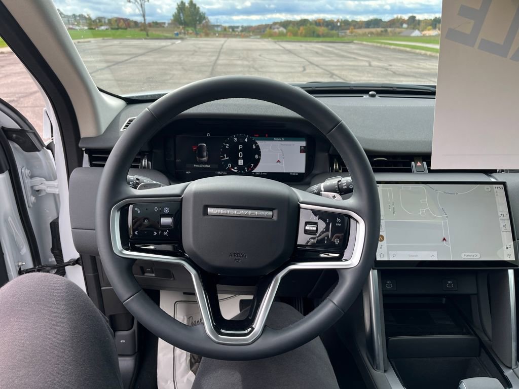 Used 2025 Land Rover Discovery Sport S AWD/4WD image 15