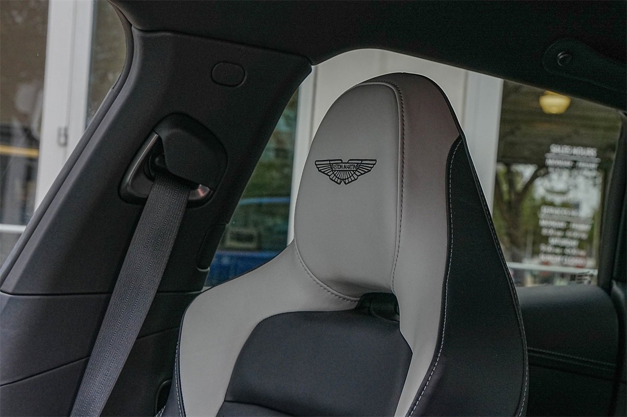 Used 2023 Aston Martin DBX 707 image 21