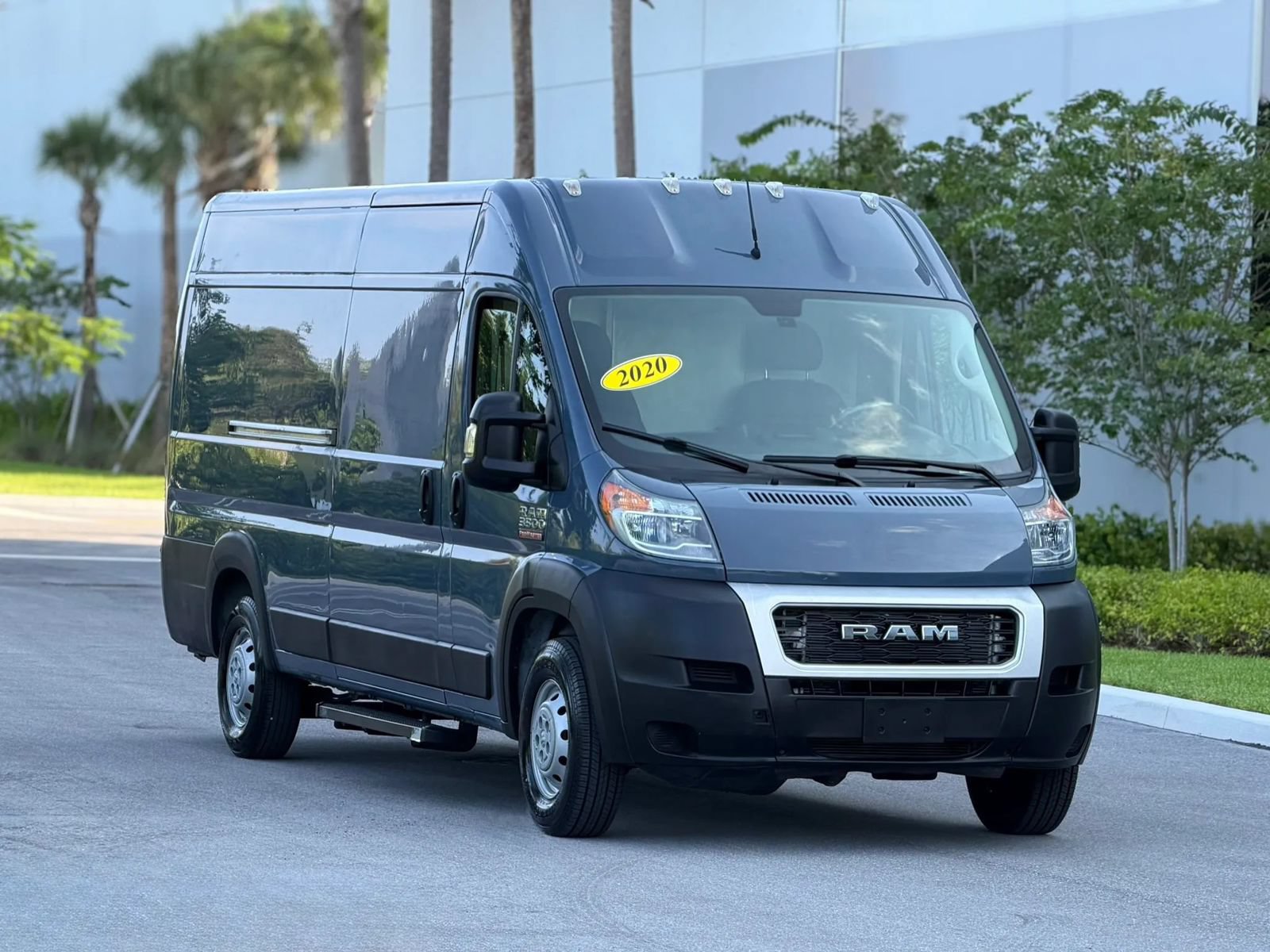 Used 2020 RAM ProMaster 3500 FWD image 1