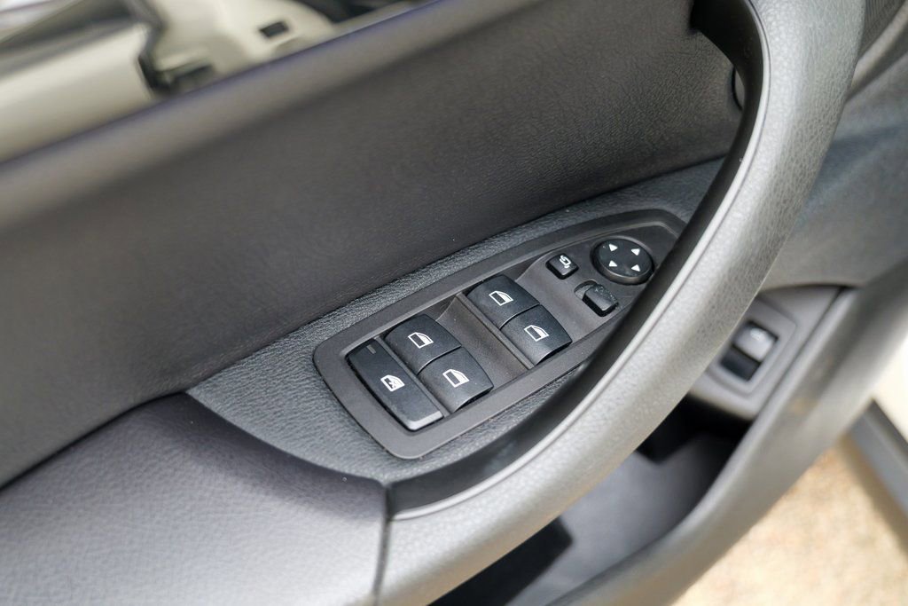 Used 2022 BMW X2 xDrive28i w/ Convenience Package image 17