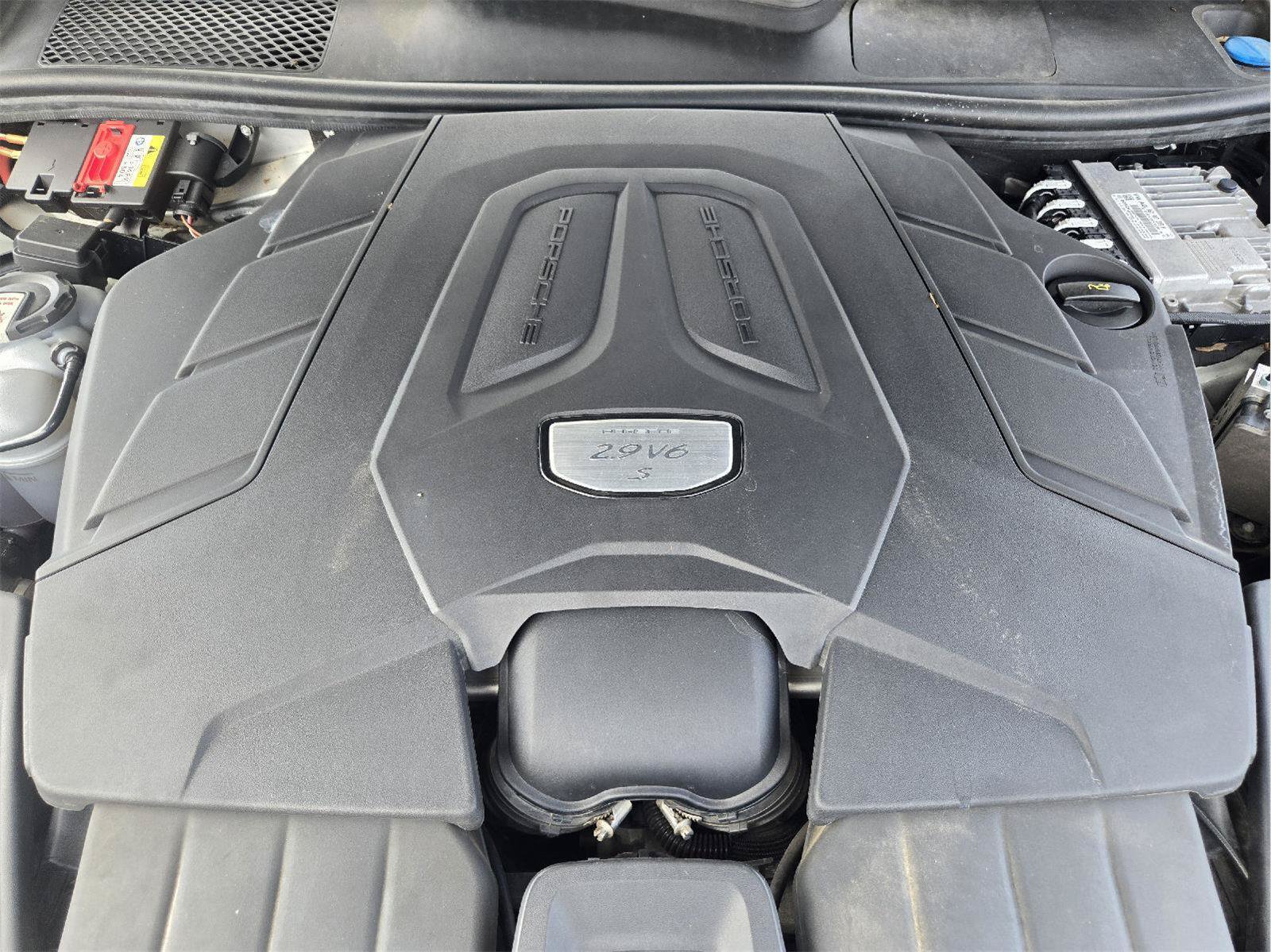 Used 2021 Porsche Cayenne S AWD/4WD image 30