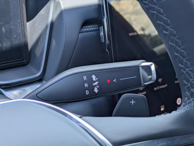 New 2026 GMC Terrain Elevation w/ Elevation Premium Package AWD/4WD image 24