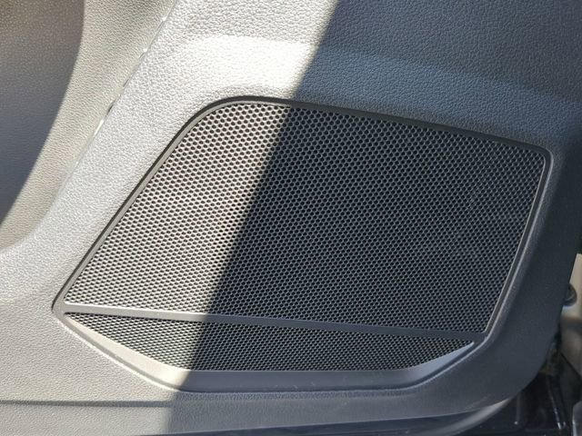 Used 2023 Audi Q3 2.0T Premium w/ Convenience Package image 19