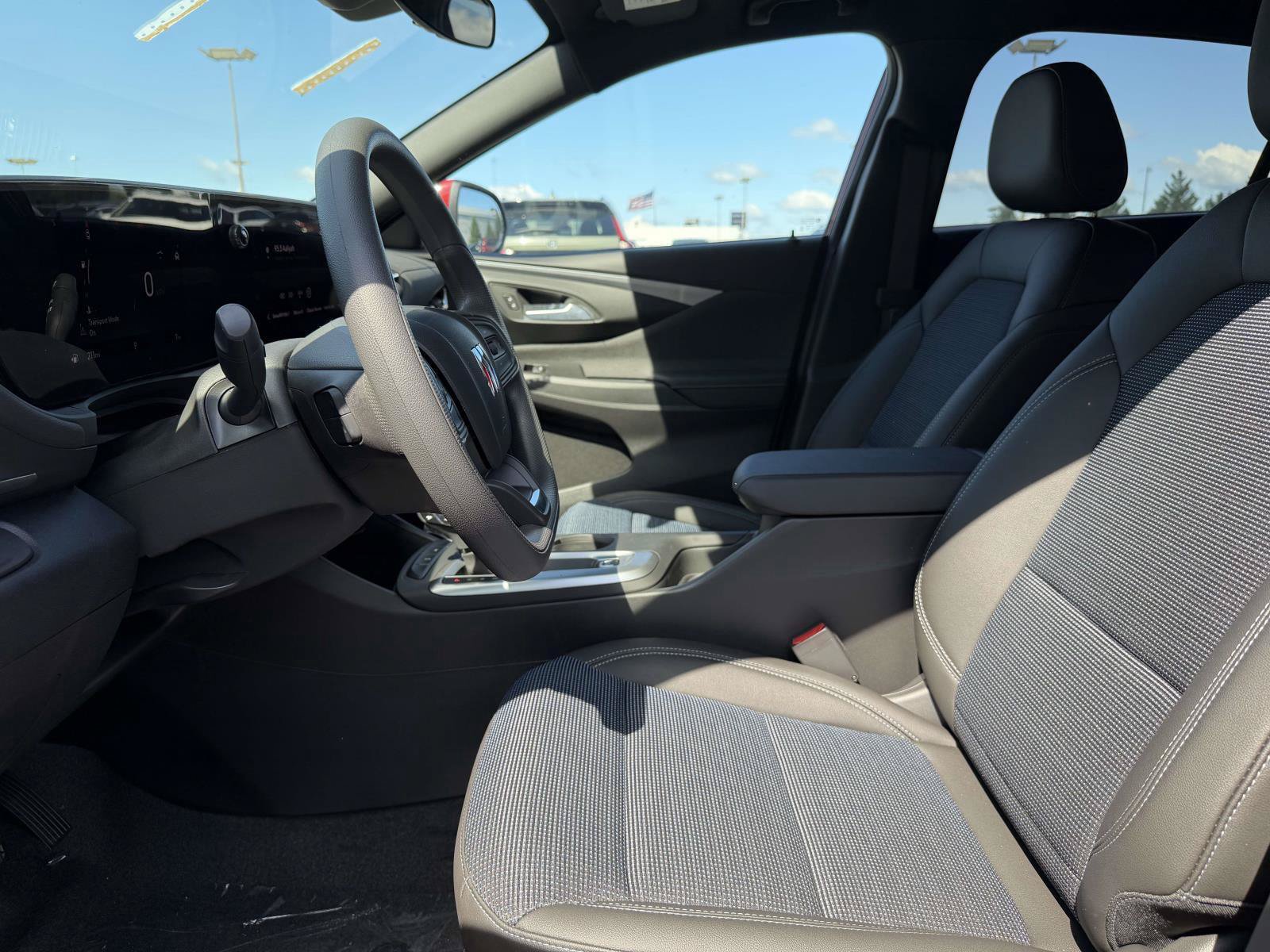 New 2026 Buick Envista Preferred w/ Advanced Safety Package FWD image 8