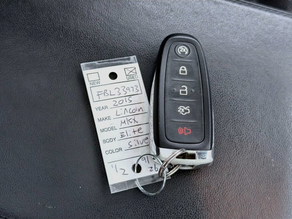 Used 2015 Lincoln MKX AWD w/ Equipment Group 102A image 35