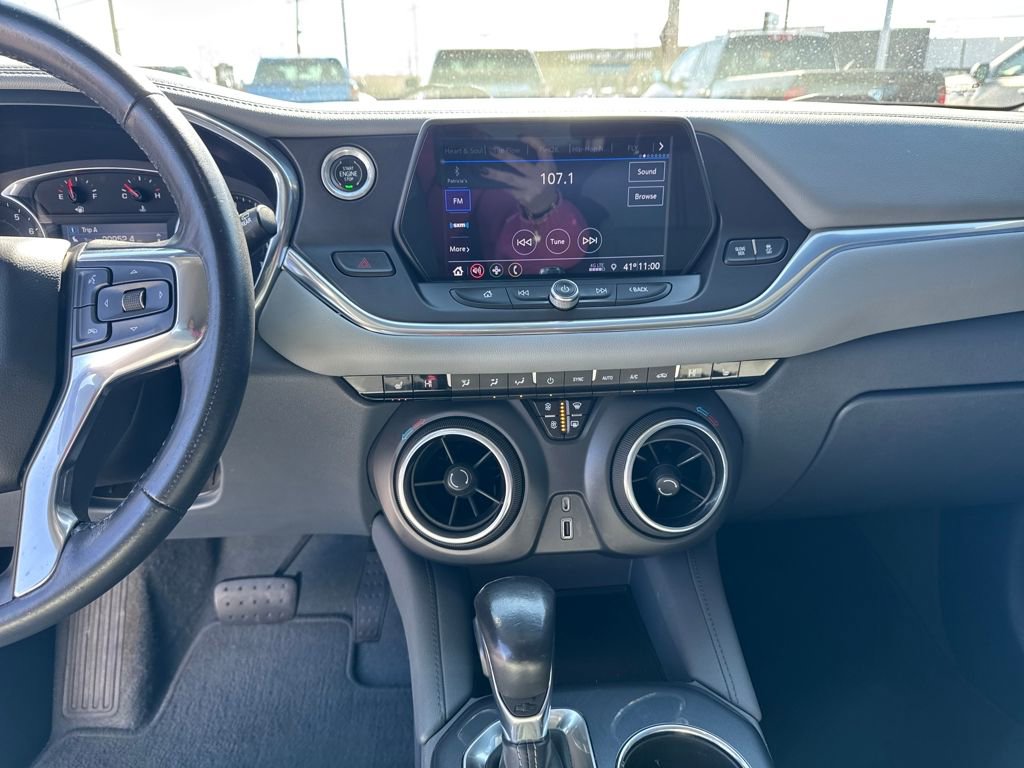 Used 2019 Chevrolet Blazer LT image 19