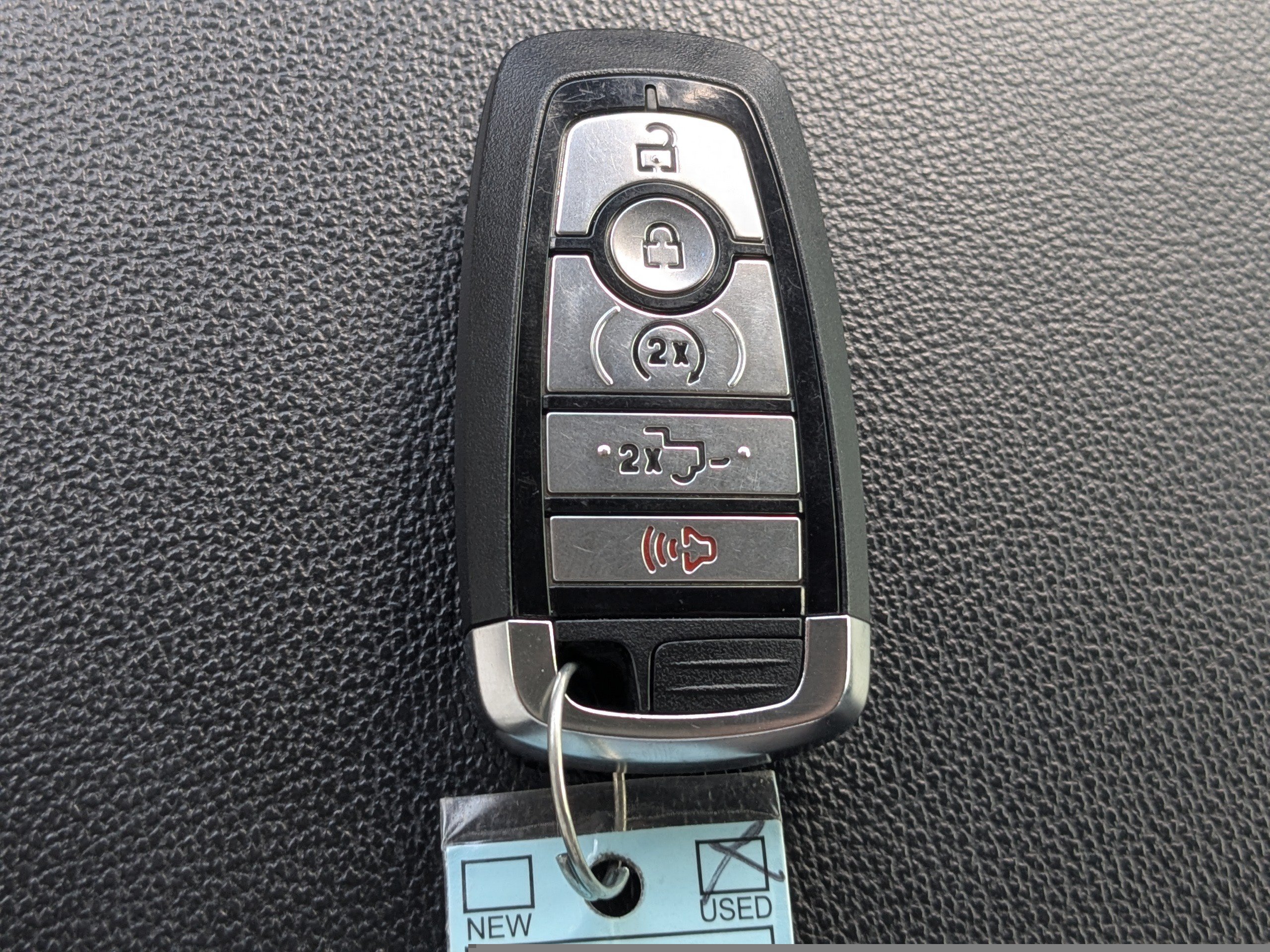 Used 2024 Ford F250 Lariat w/ Lariat Ultimate Package AWD/4WD image 37