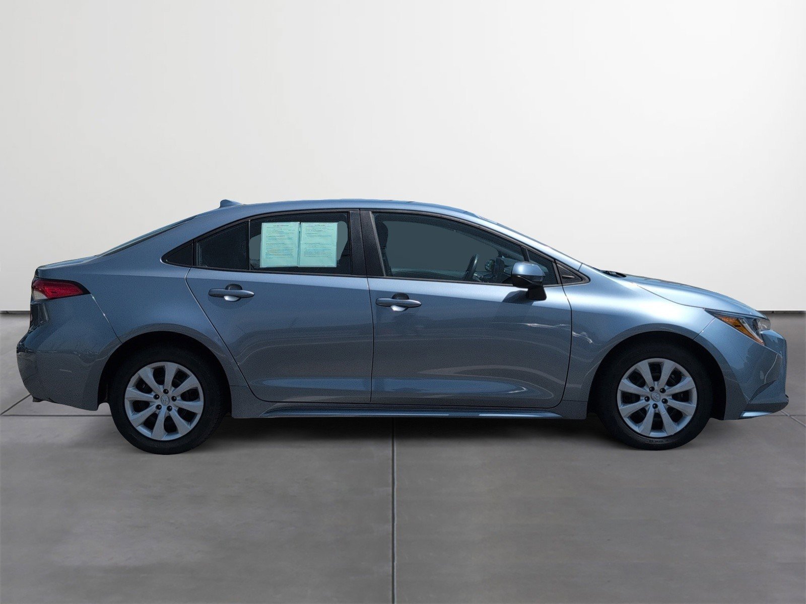 Used 2023 Toyota Corolla LE FWD image 6