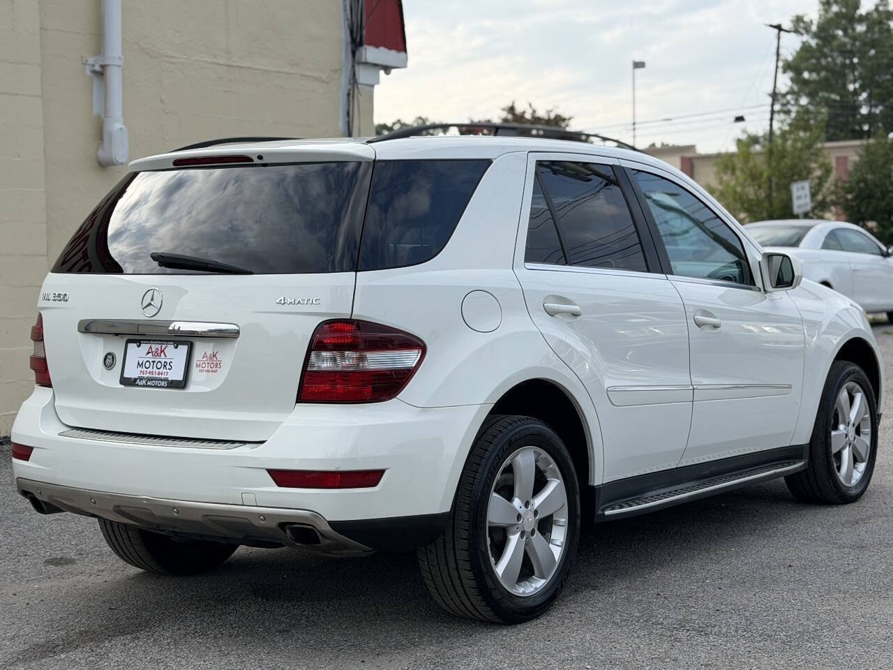 Used 2010 Mercedes-Benz ML 350 4MATIC image 8