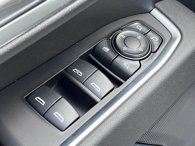 New 2026 Chevrolet Silverado 2500 LT w/ All Star Edition AWD/4WD image 18
