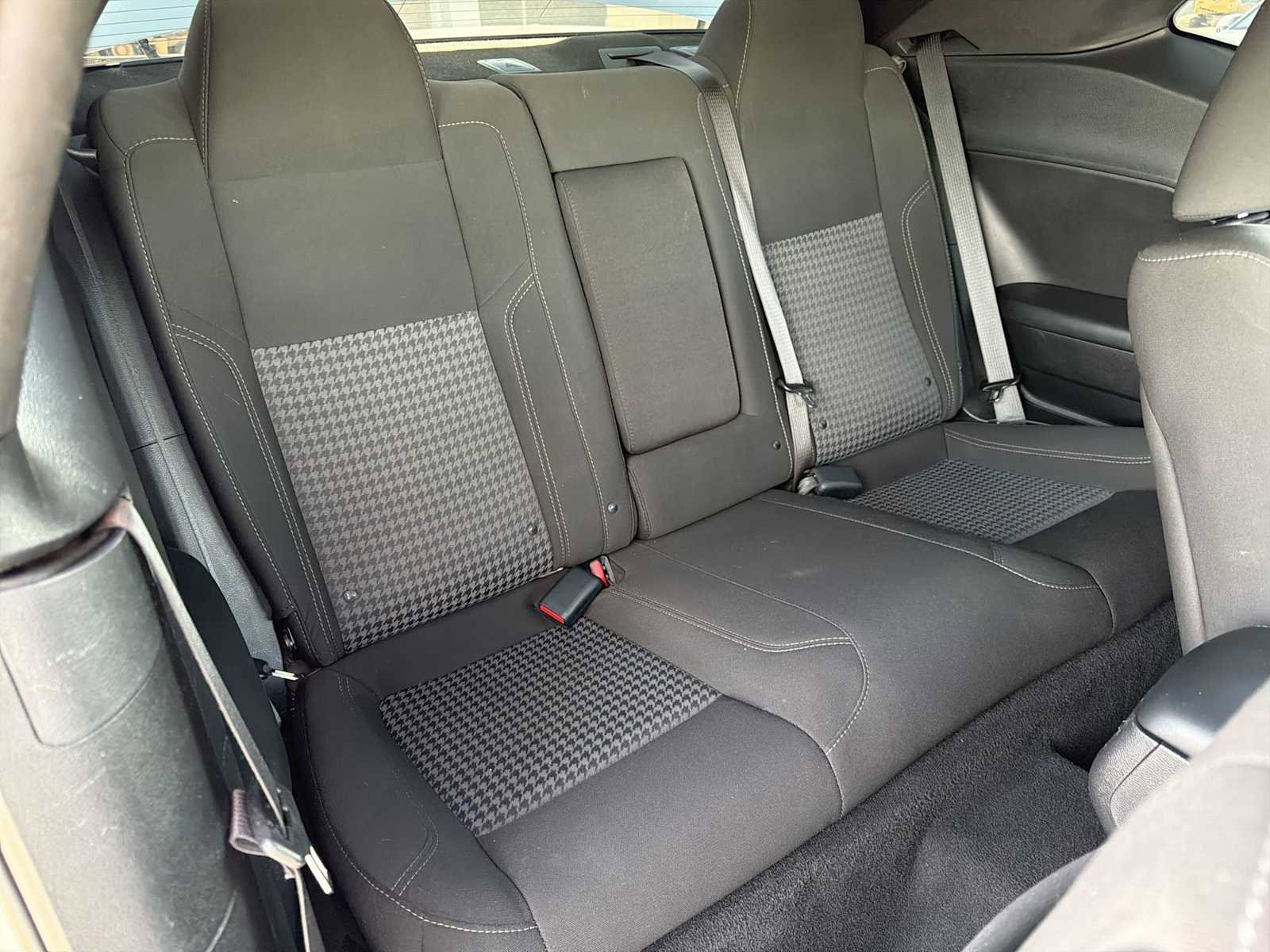 Used 2021 Dodge Challenger SXT image 16