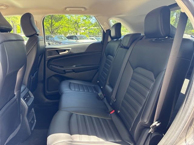 Used 2022 Ford Edge SEL AWD/4WD image 15
