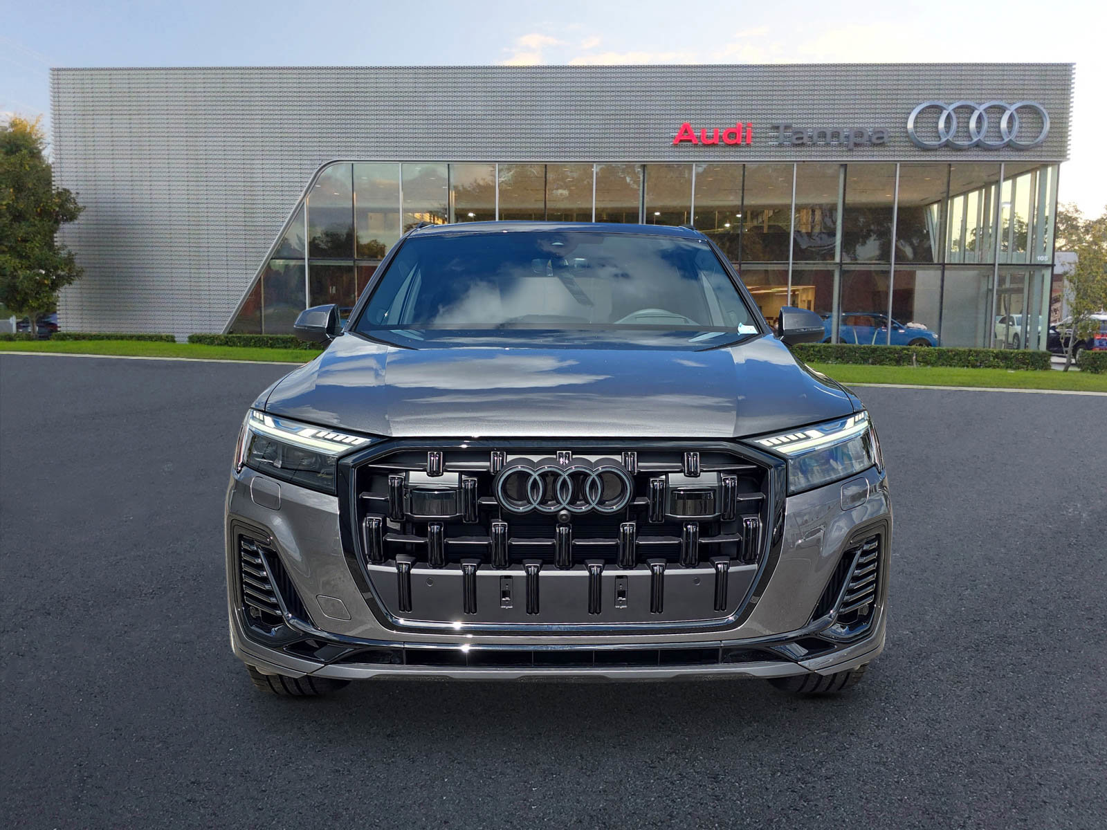 New 2025 Audi Q7 3.0T Prestige image 2