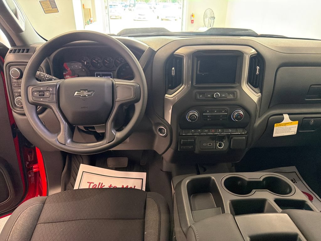 New 2026 Chevrolet Silverado 1500 Custom Trail Boss w/ LPO, Dark Essentials Package AWD/4WD image 15