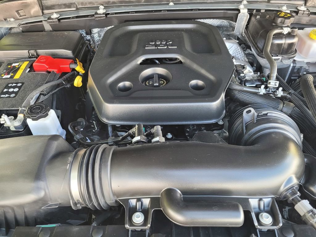 Used 2025 Jeep Wrangler Unlimited Rubicon 4xe w/ Convenience Group image 24