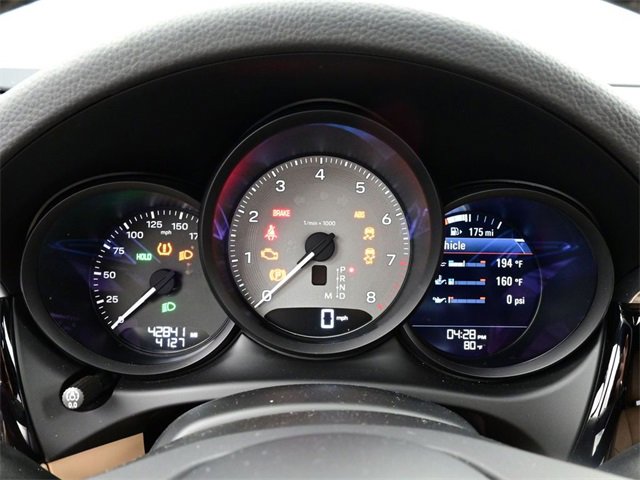 Used 2023 Porsche Macan S image 8