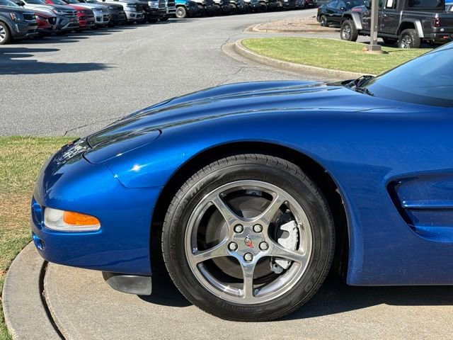 Used 2002 Chevrolet Corvette Coupe w/ Preferred Equipment Group2 RWD image 12