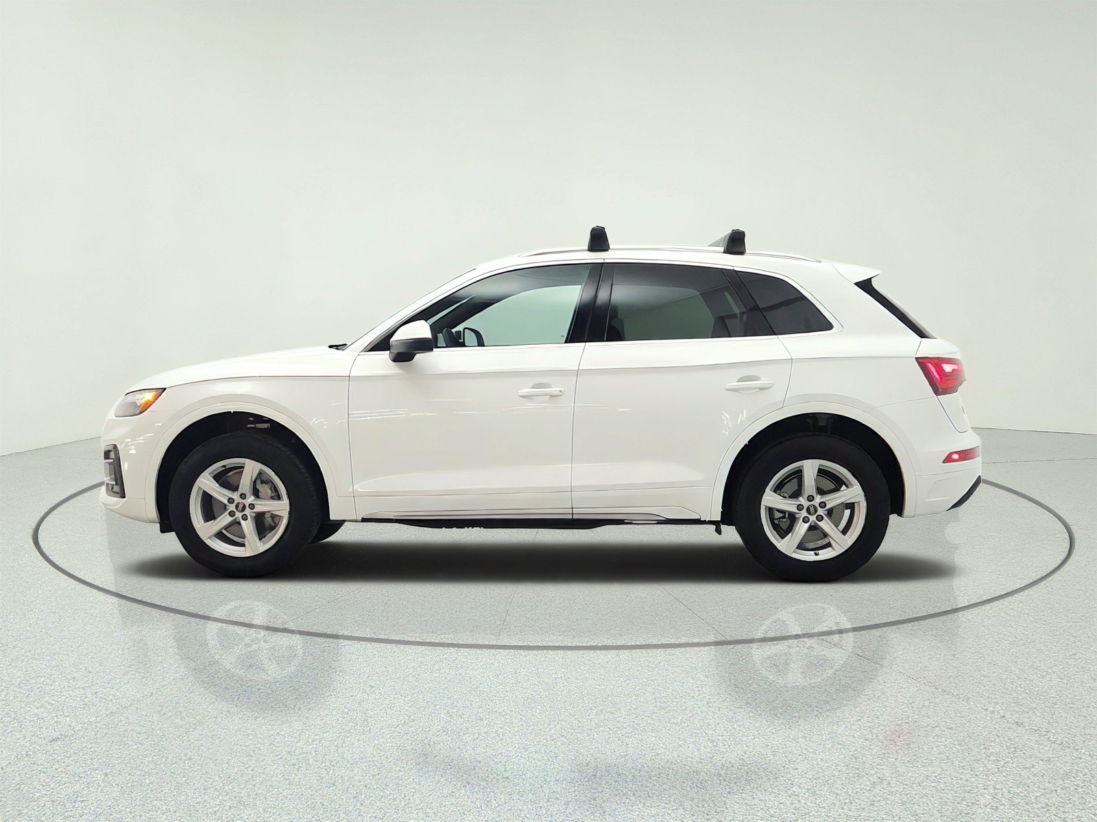 Used 2023 Audi Q5 2.0T Premium w/ Convenience Package AWD/4WD image 8
