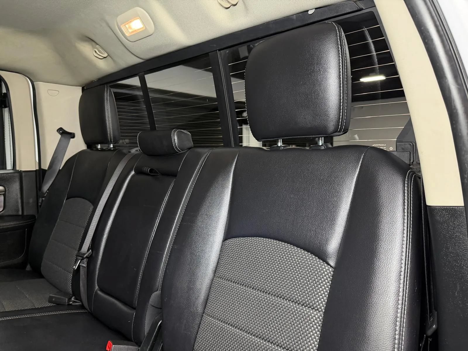 Used 2018 RAM 2500 Big Horn w/ Sport Appearance Group AWD/4WD image 19