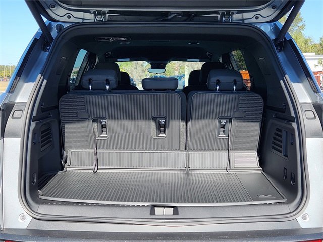 Used 2026 Chevrolet Traverse LT w/ Driver Confidence Package image 12