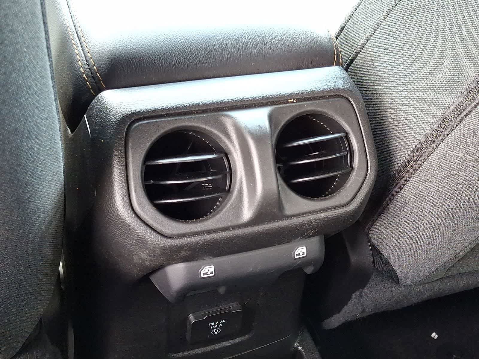 Used 2025 Jeep Wrangler Unlimited Sahara w/ Safety Group AWD/4WD image 26
