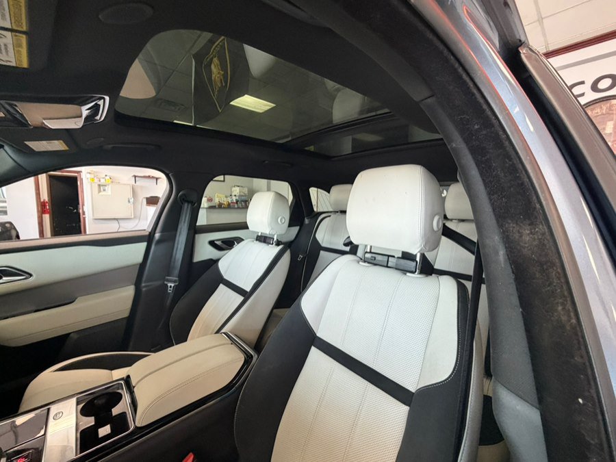 Used 2023 Land Rover Range Rover Velar R-Dynamic S AWD/4WD image 19