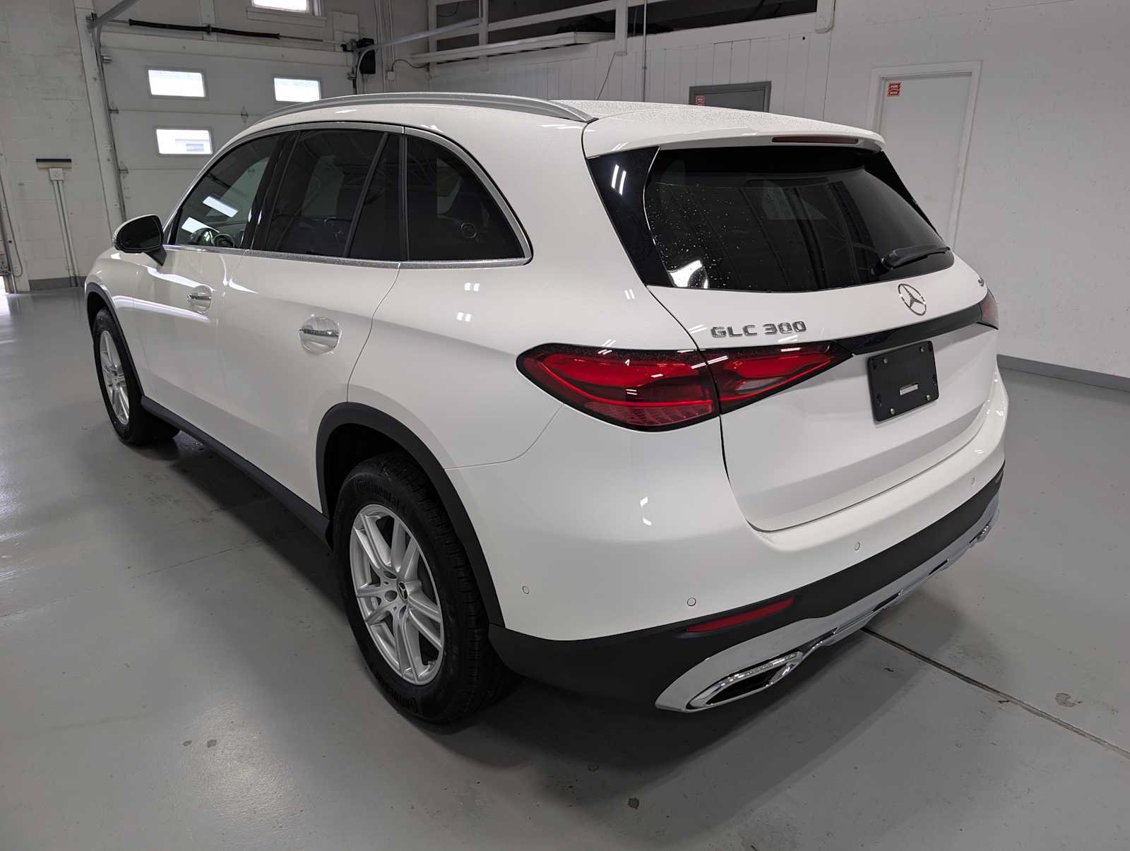 New 2026 Mercedes-Benz GLC 300 4MATIC image 9