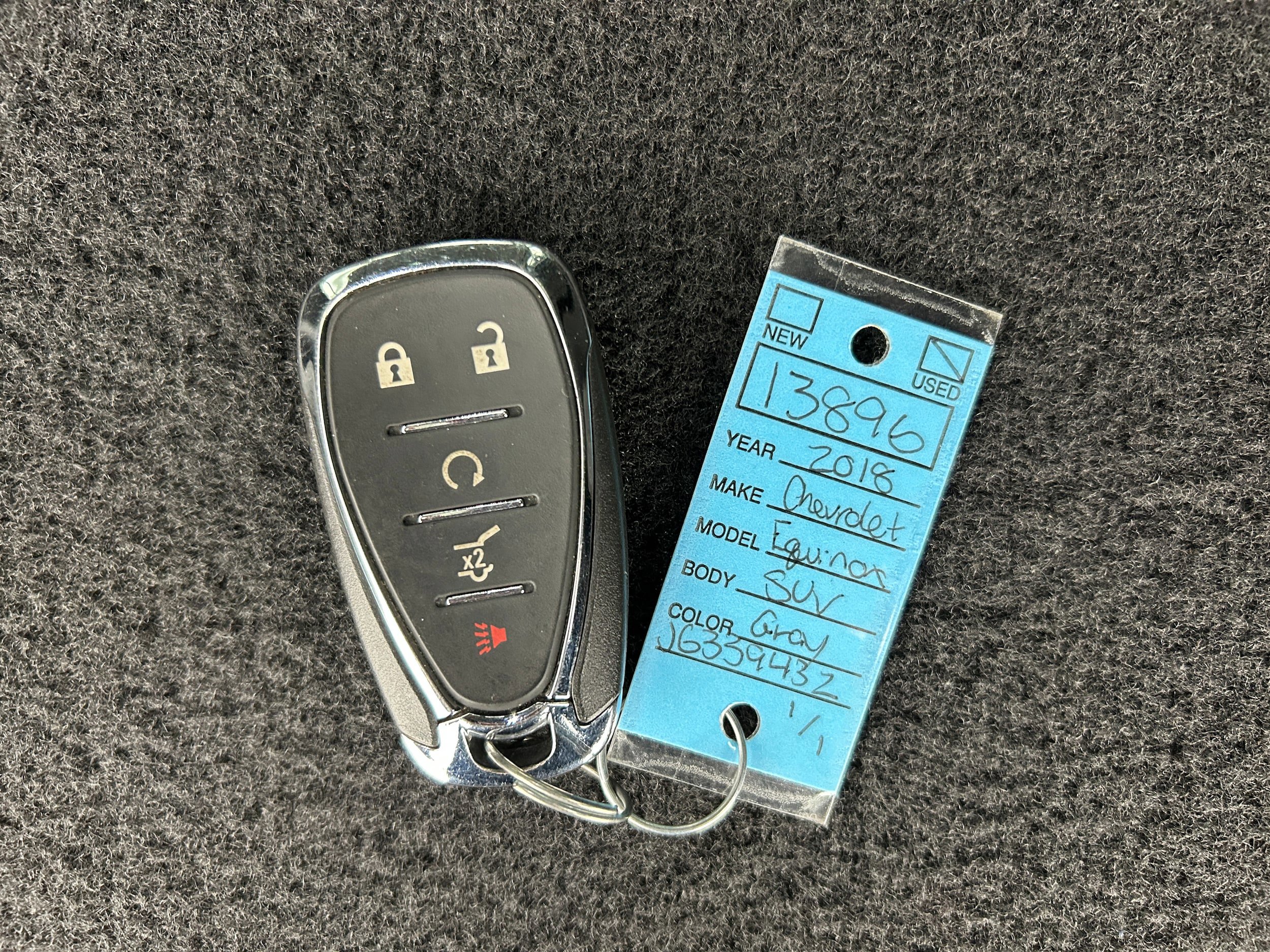Used 2018 Chevrolet Equinox LT AWD/4WD image 35