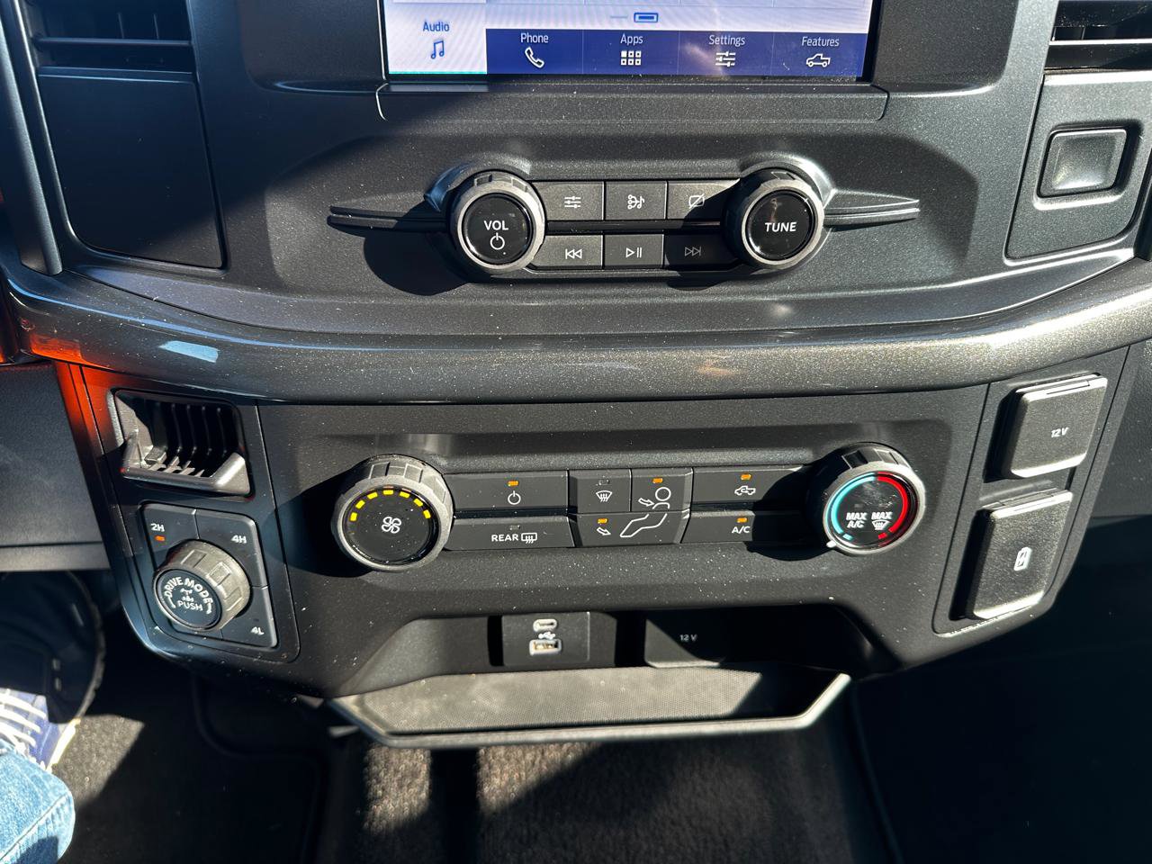 Used 2021 Ford F150 XL w/ STX Appearance Package image 14