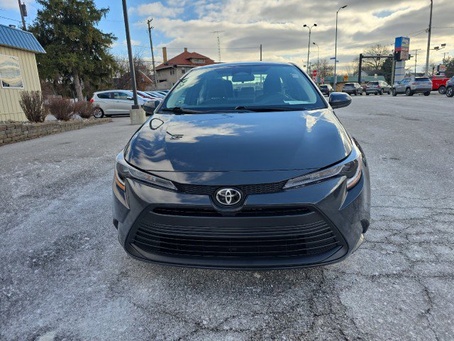 Used 2023 Toyota Corolla LE FWD image 8