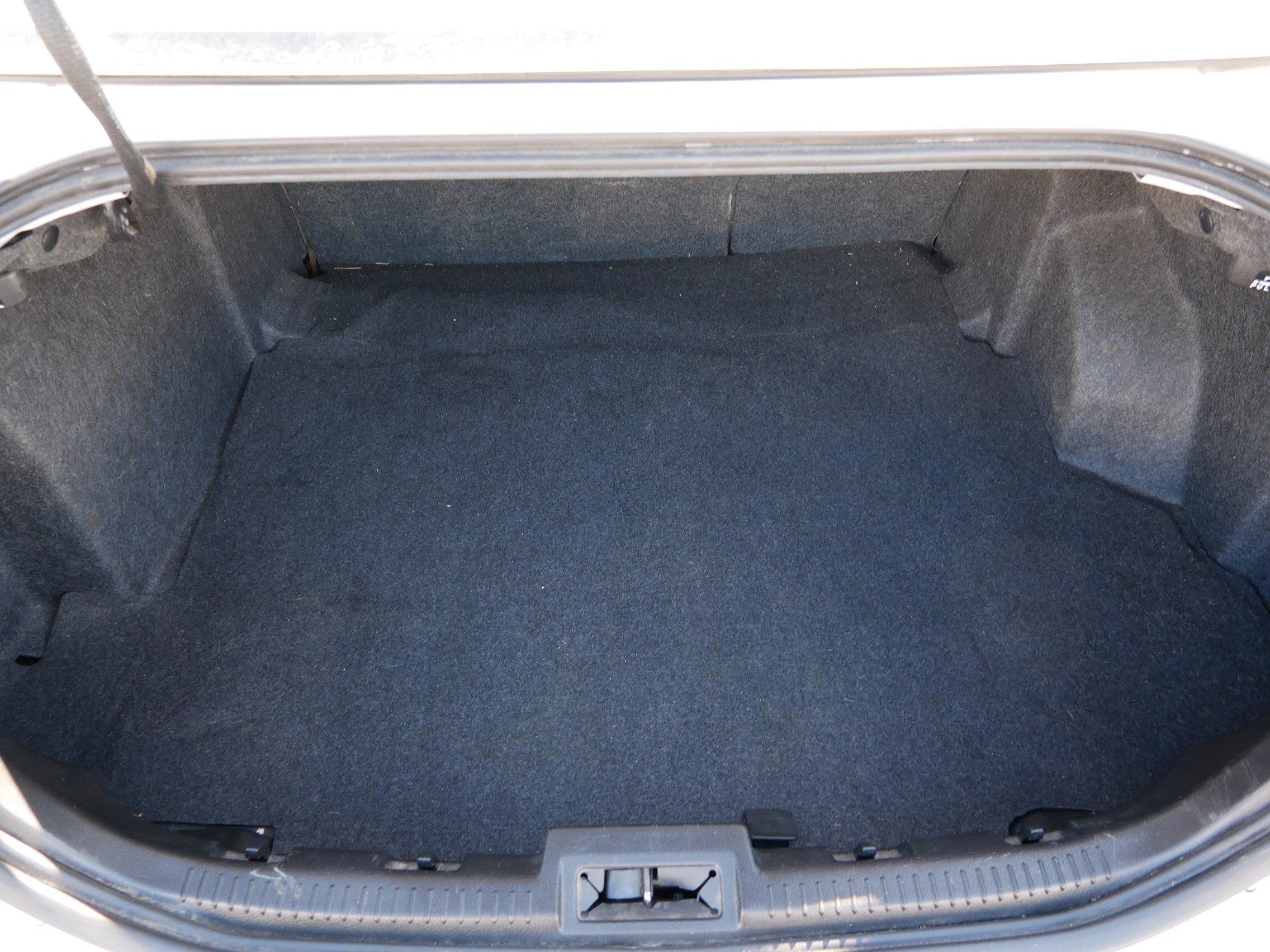 Used 2012 Lincoln MKZ FWD image 18
