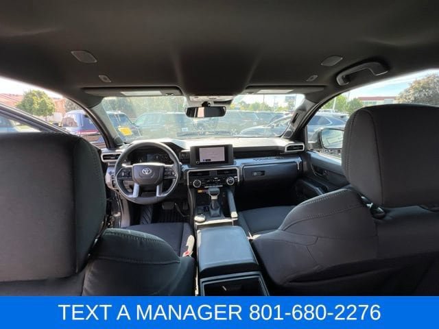 Used 2025 Toyota Tacoma SR5 AWD/4WD image 37