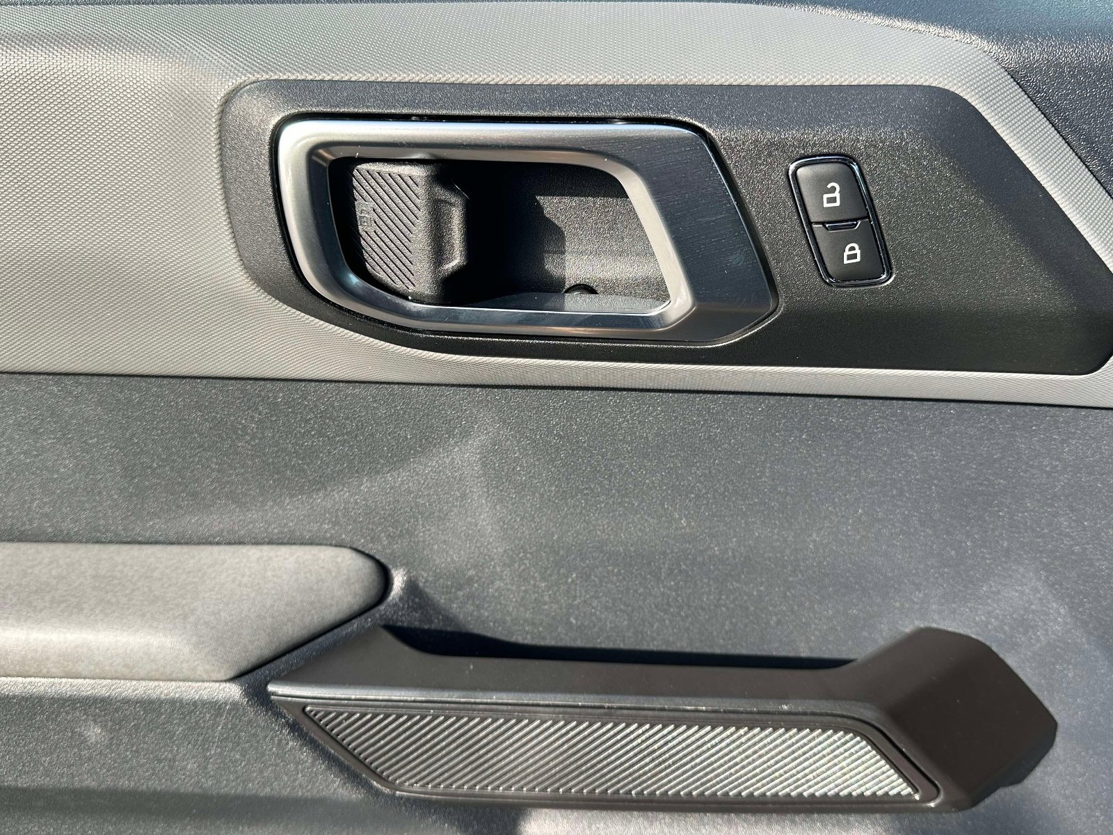 Used 2024 Ford Bronco Everglades image 21