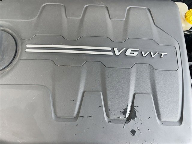 Used 2016 Jeep Cherokee Latitude w/ Cold Weather Group image 32