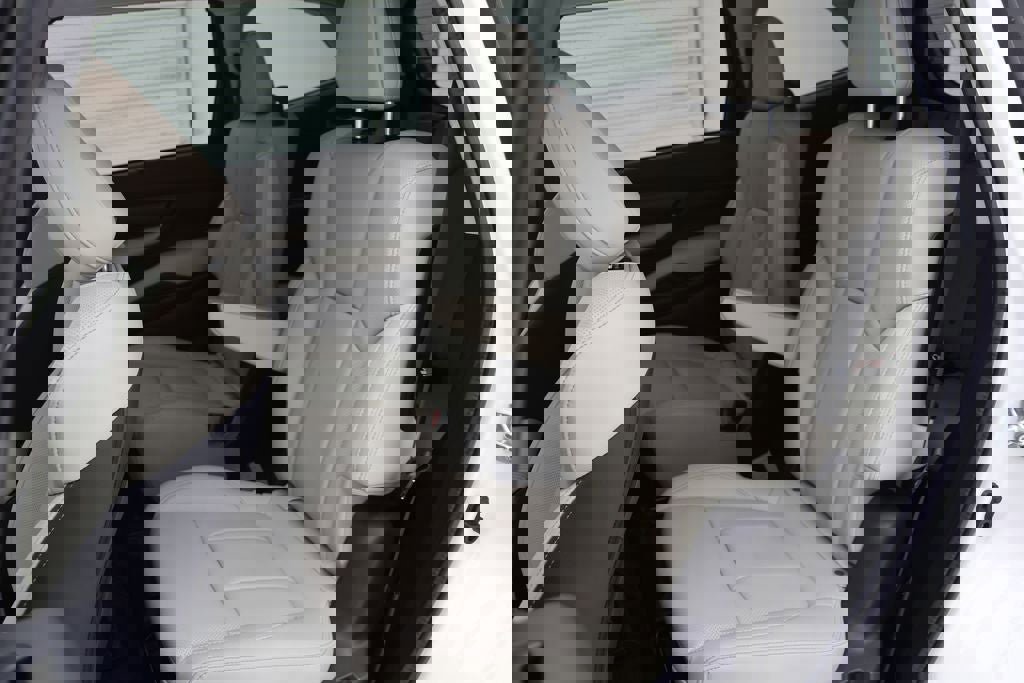 Used 2024 Subaru Ascent Limited image 11