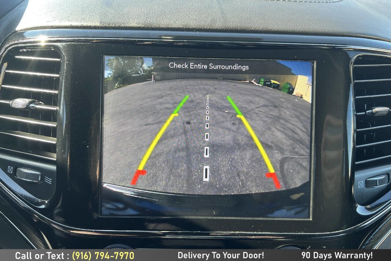 Used 2019 Jeep Grand Cherokee High Altitude AWD/4WD image 23