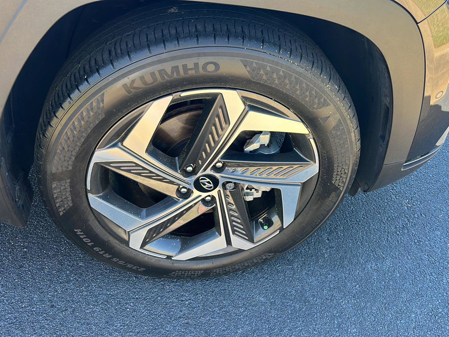 Used 2023 Hyundai Tucson Limited image 42